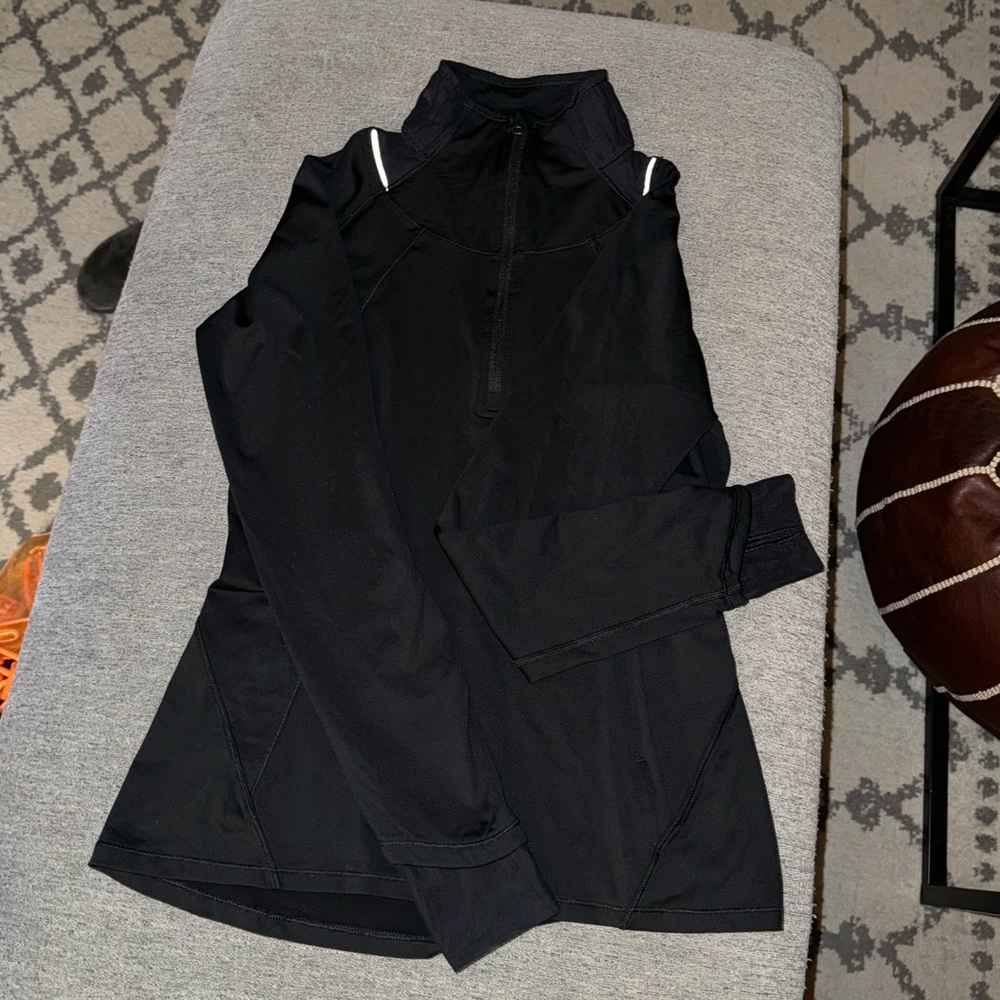 Black Lululemon pullover | size 6